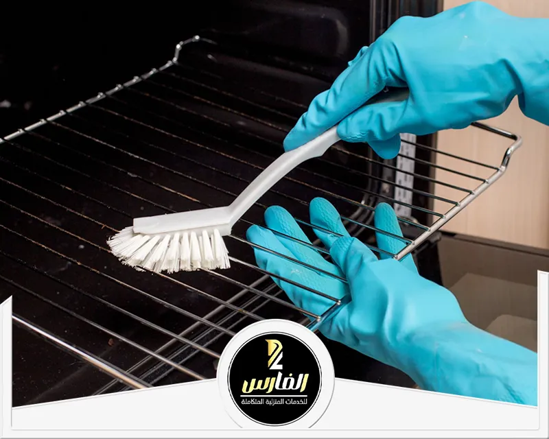 غسيل اثاث في الرياض بالبخار 0557756533 الفارس المتخصص يقوم بتنظيف الفرشاة بدقة عالية وبأفضل جودة باستخدام أدوات حديثة وآمنة.