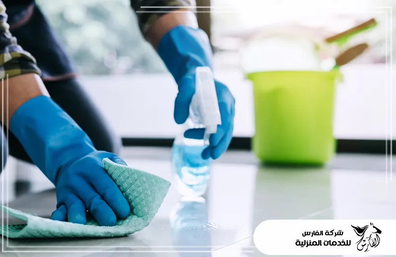 سعر شركات تنظيف الحوش بالرياض 0557756533 الفارس المتخصص يقوم بتنظيف الأرض بأفضل المعدات والأجهزة لضمان أعلى جودة وأفضل نتيجة ممكنة.